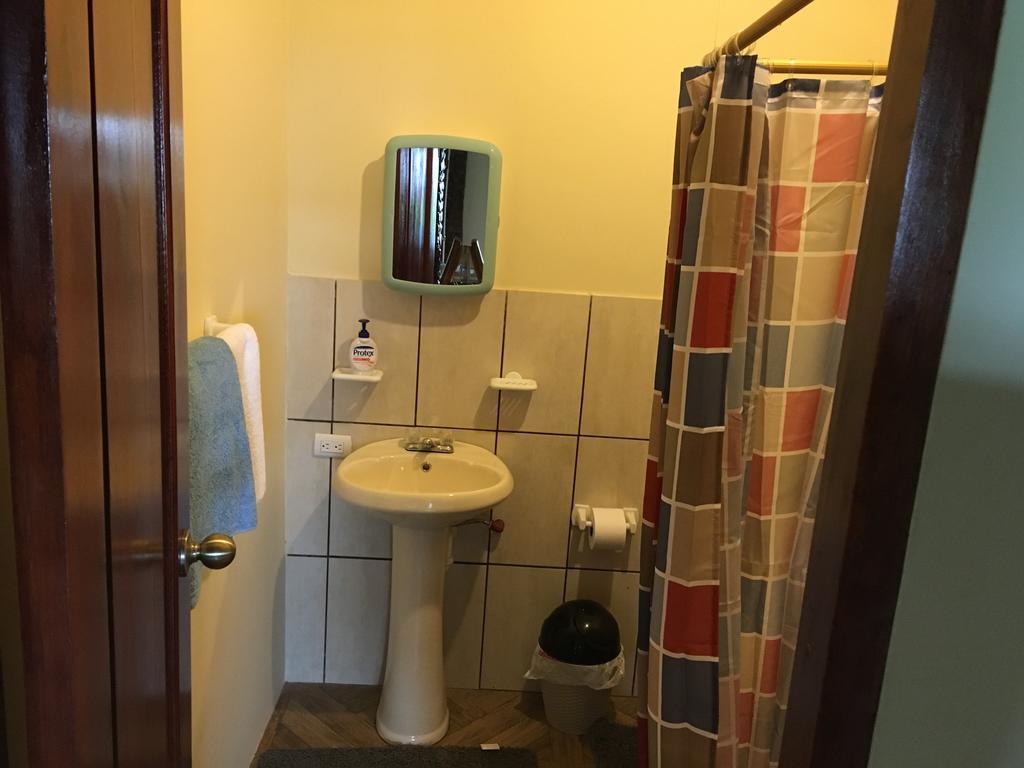 Casa Roja Hostel Montañita Pokoj fotografie