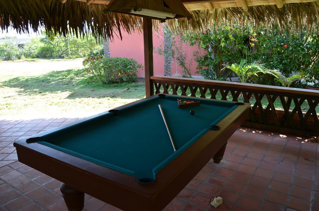 Casa Roja Hostel Montañita Exteriér fotografie